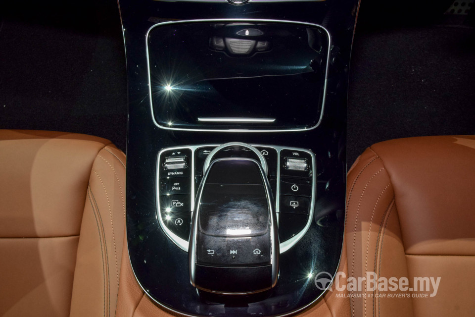 Mercedes-Benz E-Class W213 (2016) Interior