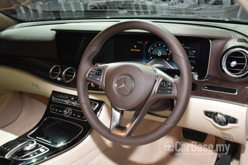 Mercedes-Benz E-Class W213 (2016) Interior