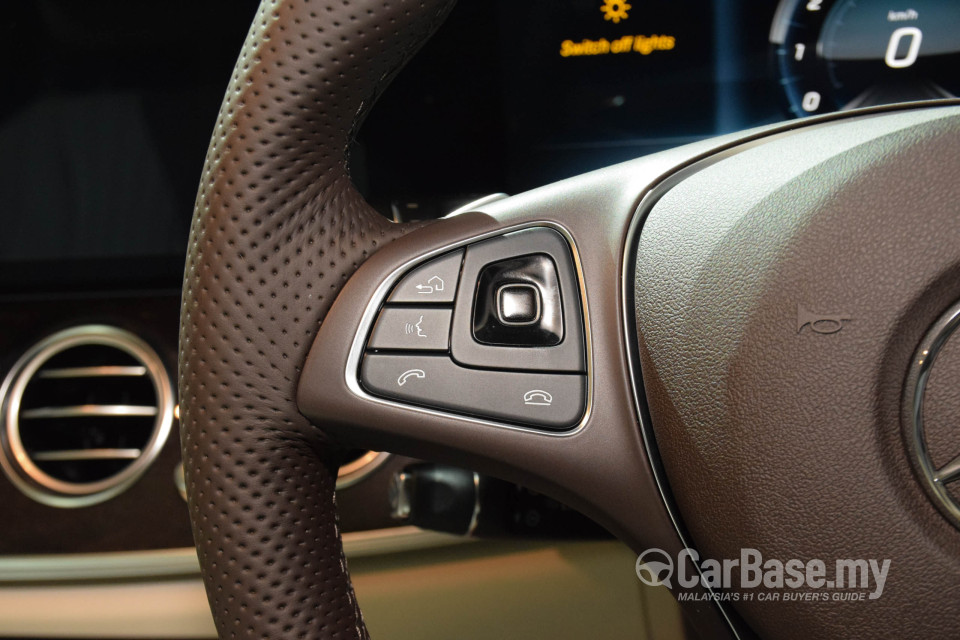 Mercedes-Benz E-Class W213 (2016) Interior