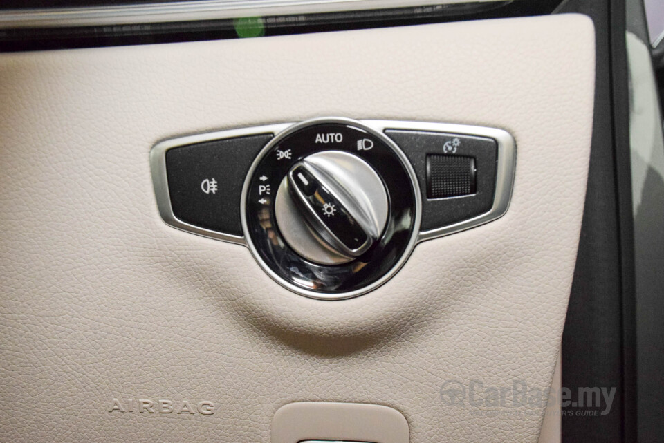 Mazda MX-5 ND (2015) Interior