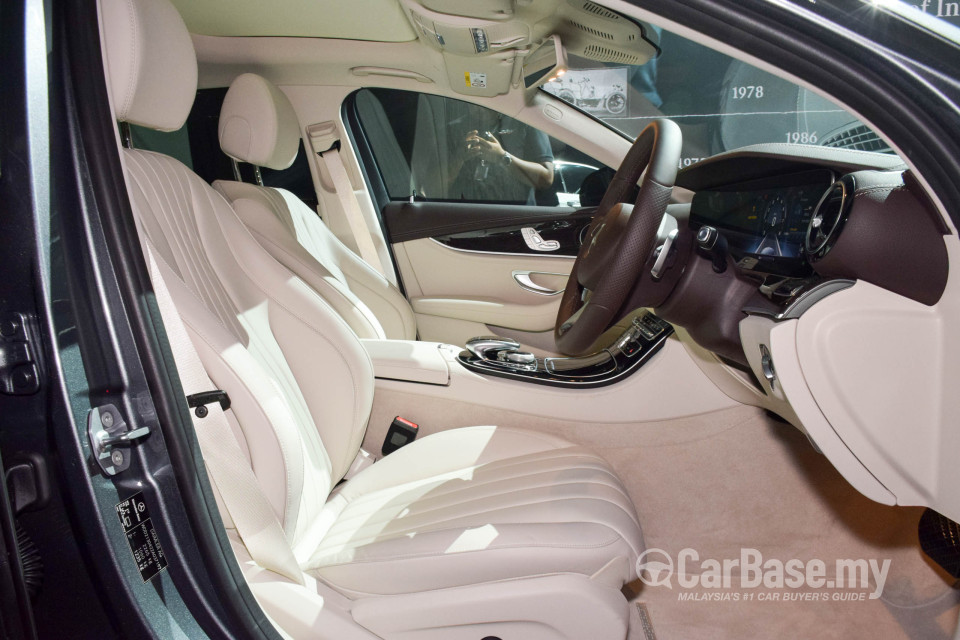 Mercedes-Benz E-Class W213 (2016) Interior