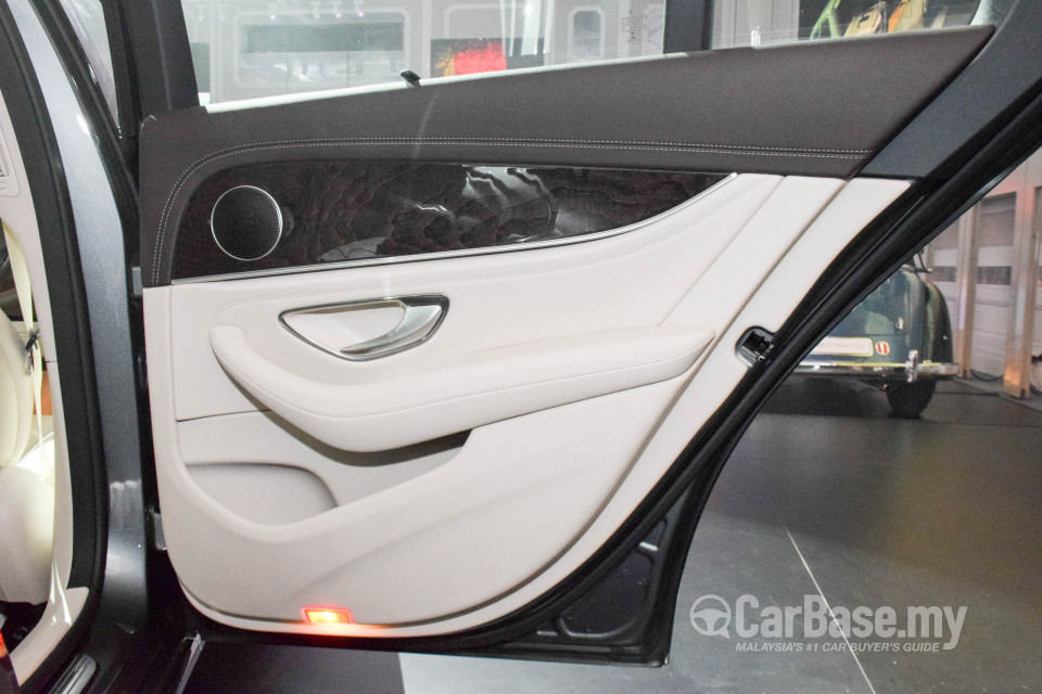 Mercedes-Benz E-Class W213 (2016) Interior
