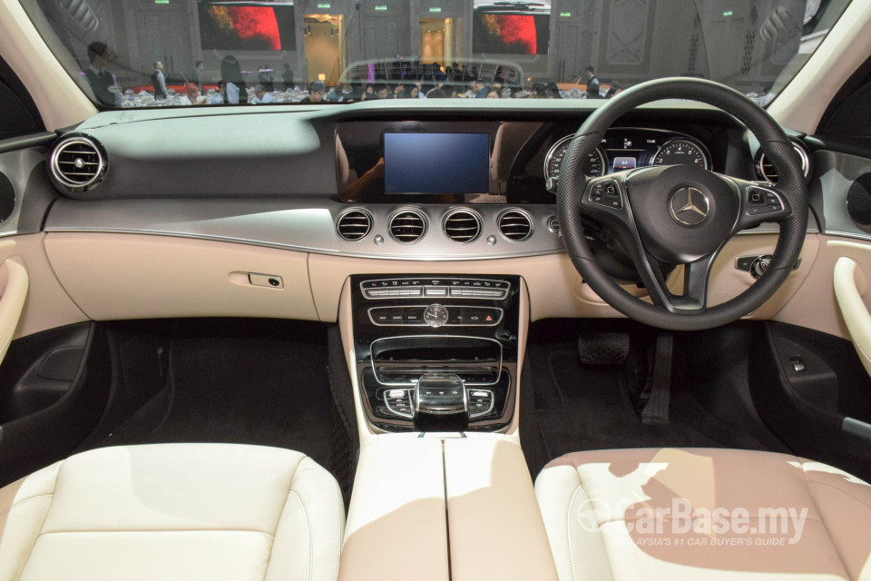 Mercedes-Benz E-Class W213 (2016) Interior