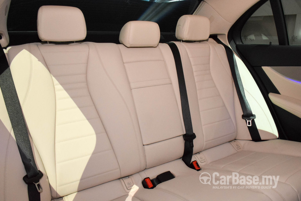 Mercedes-Benz E-Class W213 (2016) Interior