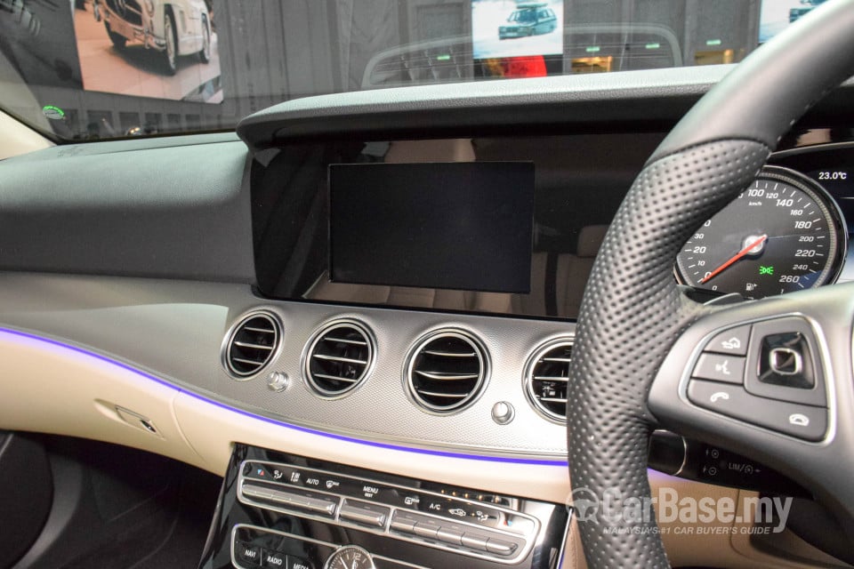 Mercedes-Benz E-Class W213 (2016) Interior