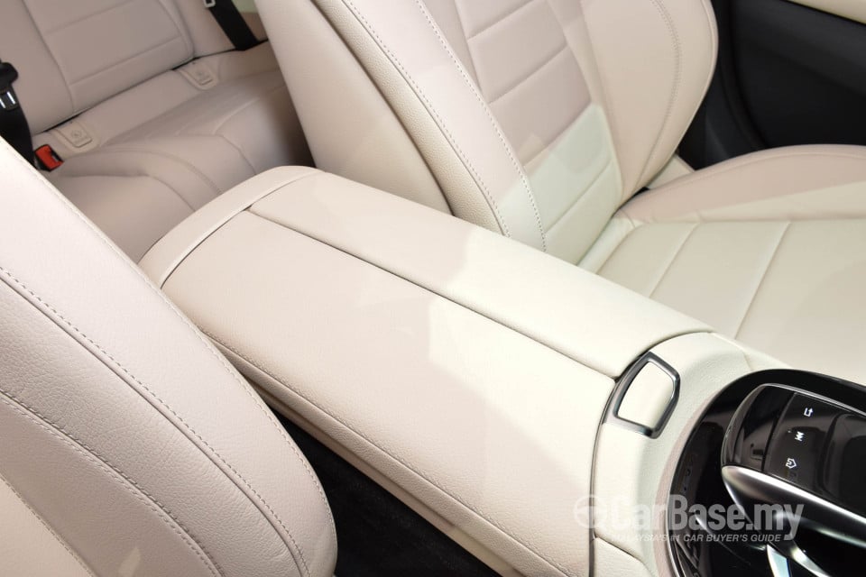 Mercedes-Benz E-Class W213 (2016) Interior