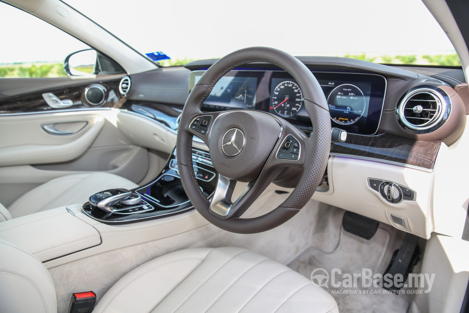 Mercedes-Benz E-Class W213 (2016) Interior