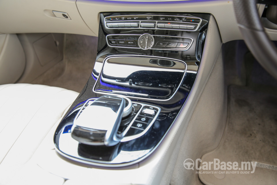 Mercedes-Benz E-Class W213 (2016) Interior