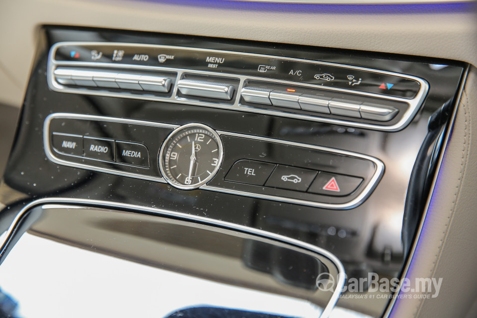 Mercedes-Benz E-Class W213 (2016) Interior