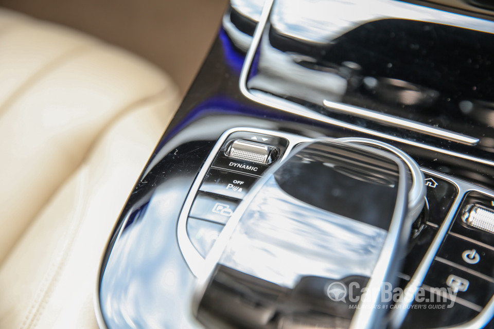 Mercedes-Benz E-Class W213 (2016) Interior