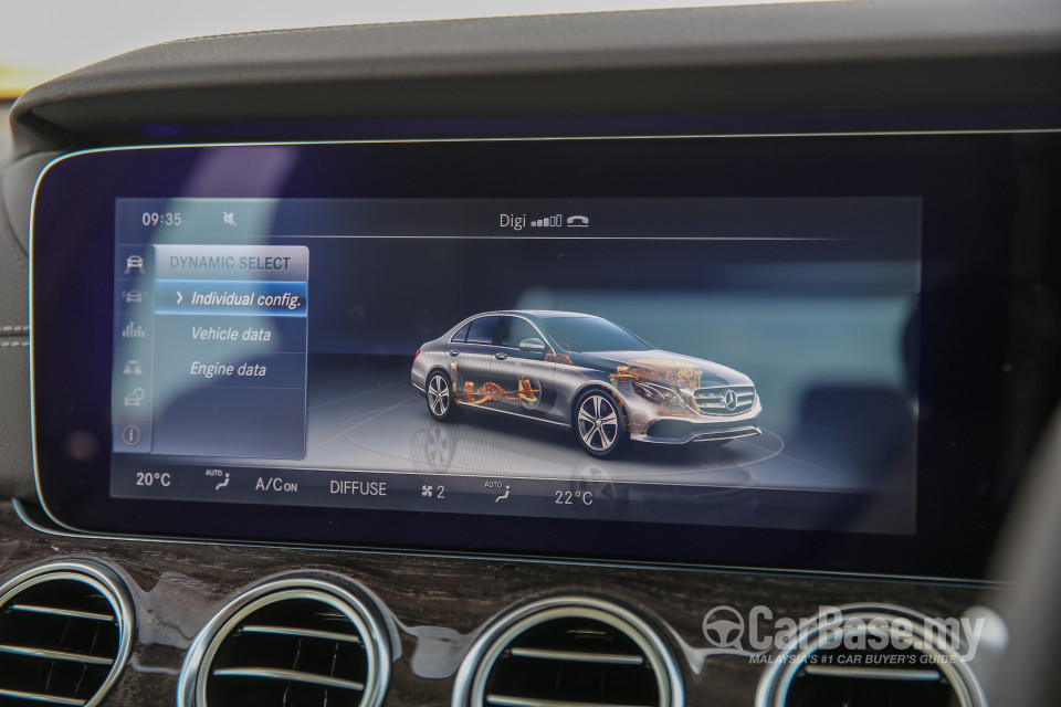 Mercedes-Benz E-Class W213 (2016) Interior