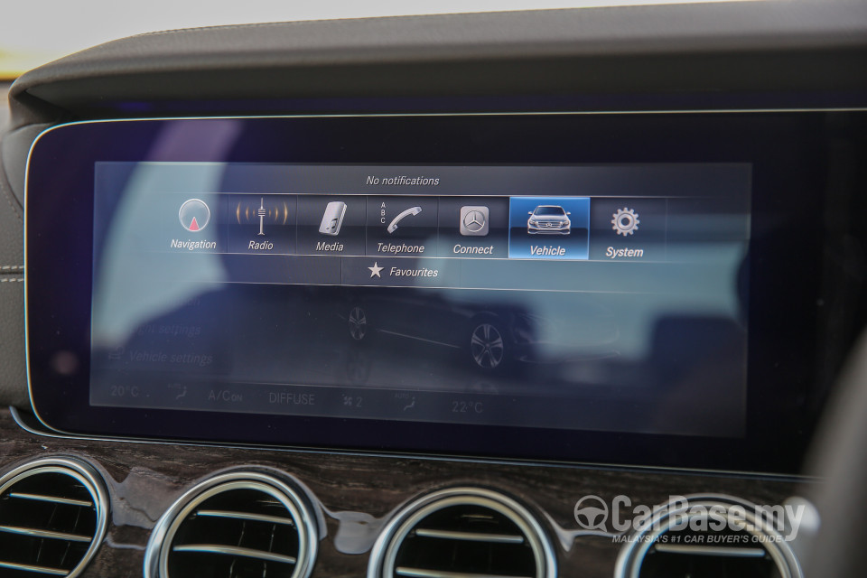 Mercedes-Benz E-Class W213 (2016) Interior