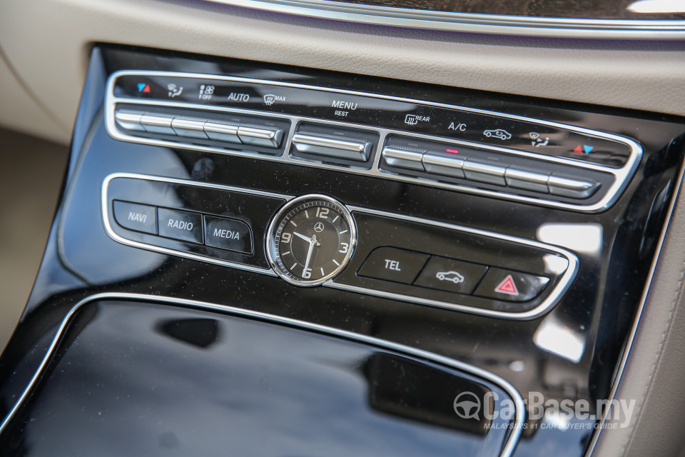 Mercedes-Benz E-Class W213 (2016) Interior