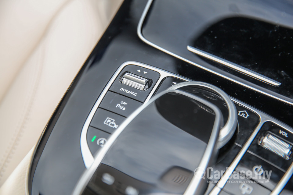 Mercedes-Benz E-Class W213 (2016) Interior