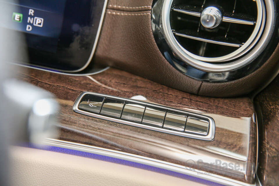 Volkswagen Vento Mk5 facelift (2016) Interior