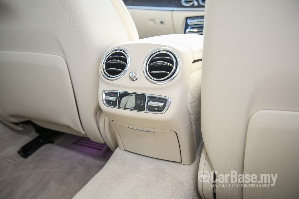 Mercedes-Benz E-Class W213 (2016) Interior