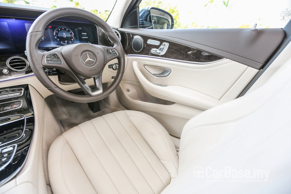 Mercedes-Benz E-Class W213 (2016) Interior