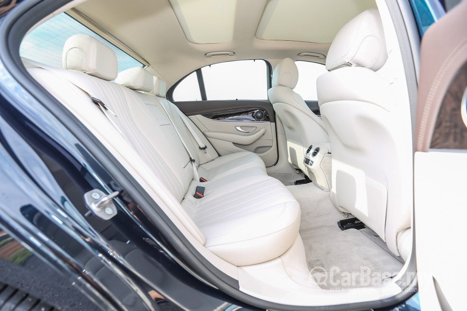 Mercedes-Benz E-Class W213 (2016) Interior