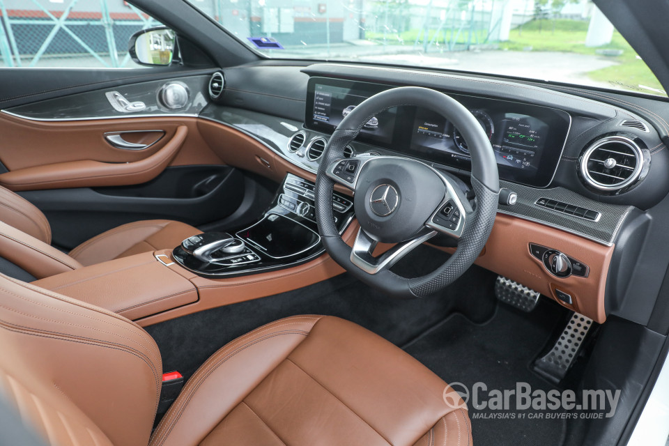 Mercedes-Benz E-Class W213 (2016) Interior