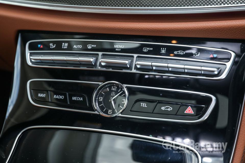 Mercedes-Benz E-Class W213 (2016) Interior