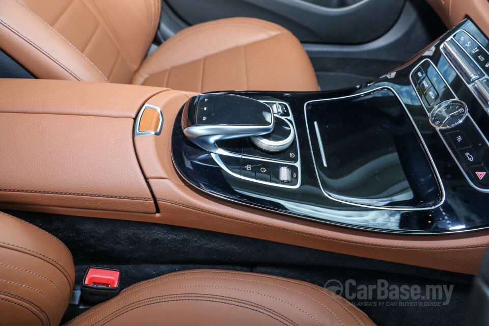 Mercedes-Benz AMG C-Class W205 AMG Facelift (2018) Interior