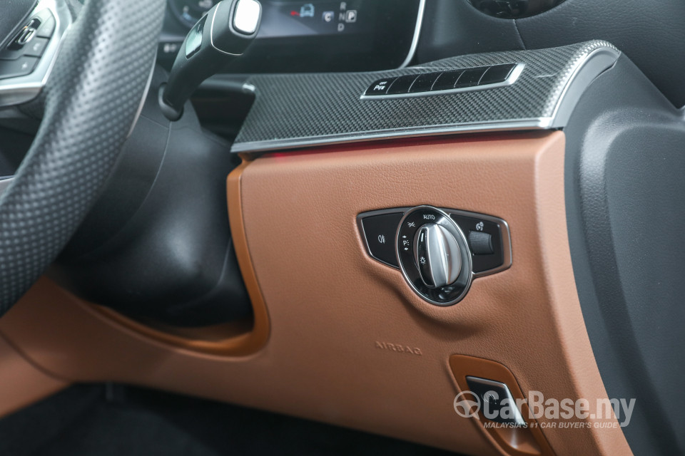 Mercedes-Benz E-Class W213 (2016) Interior