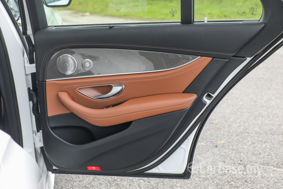 Mercedes-Benz E-Class W213 (2016) Interior