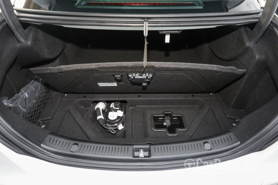 Mercedes-Benz E-Class W213 (2016) Interior