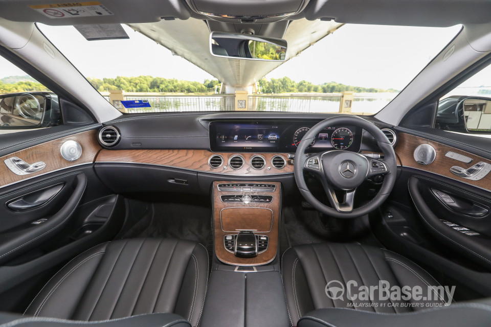 Mercedes-Benz E-Class W213 (2016) Interior