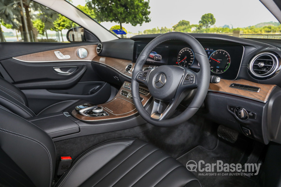 Mercedes-Benz E-Class W213 (2016) Interior