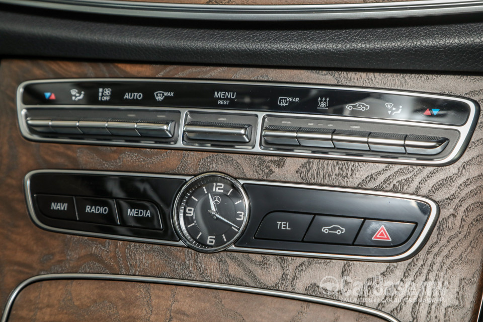 Mercedes-Benz E-Class W213 (2016) Interior