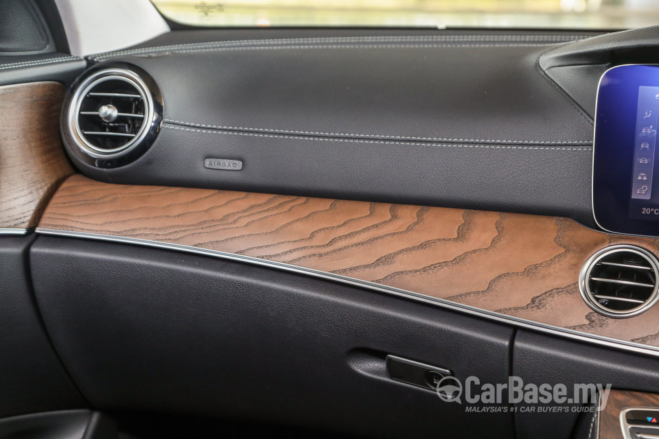 Mercedes-Benz E-Class W213 (2016) Interior