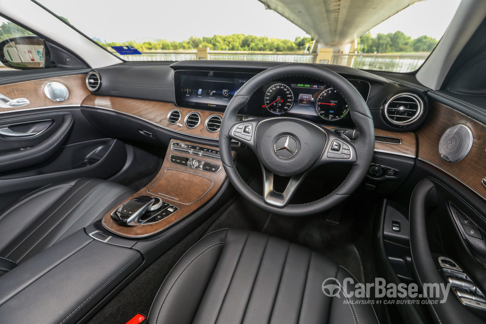 Mercedes-Benz E-Class W213 (2016) Interior
