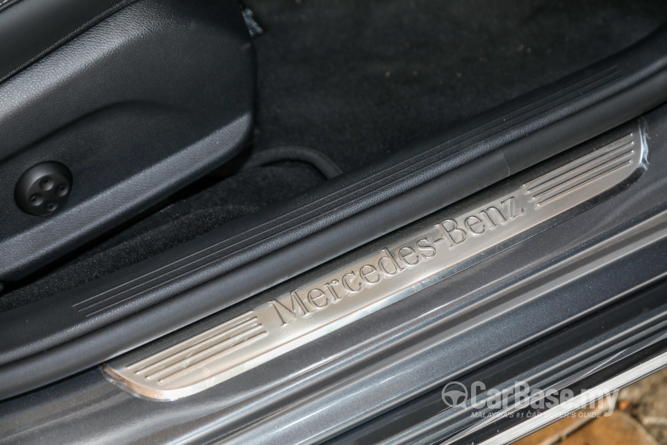 Mercedes-Benz E-Class W213 (2016) Interior