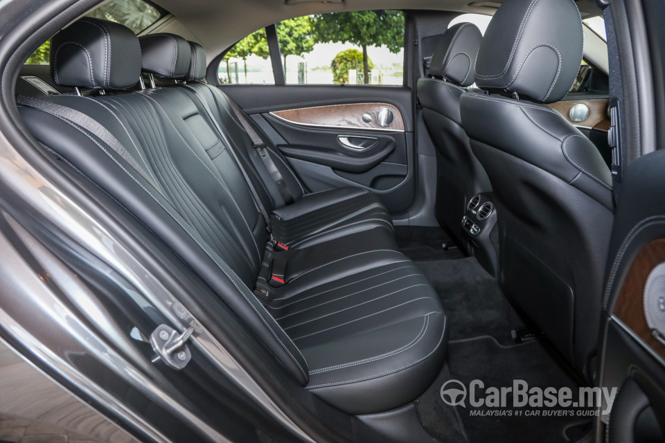Mercedes-Benz E-Class W213 (2016) Interior