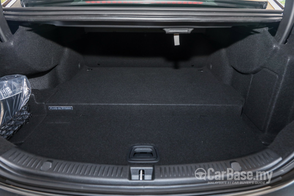 Mercedes-Benz E-Class W213 (2016) Interior