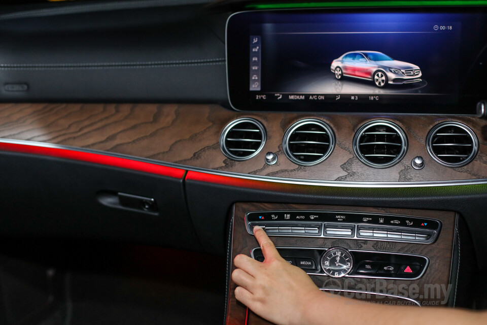 Mercedes-Benz AMG C-Class W205 AMG Facelift (2018) Interior