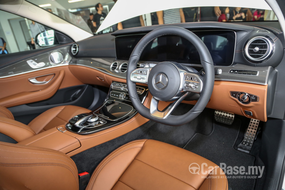 Mercedes-Benz E-Class W213 (2016) Interior