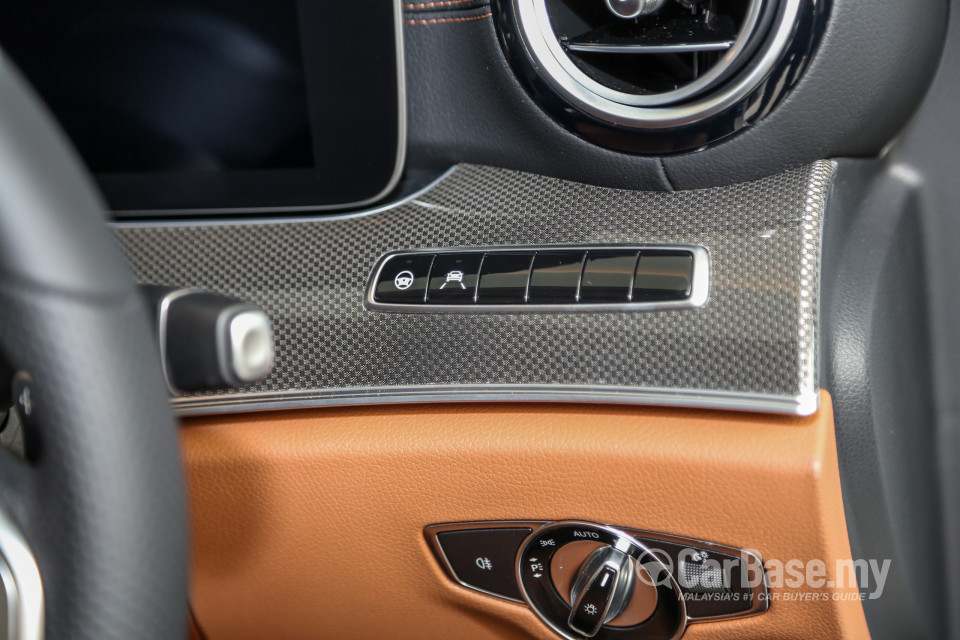 Mercedes-Benz E-Class W213 (2016) Interior