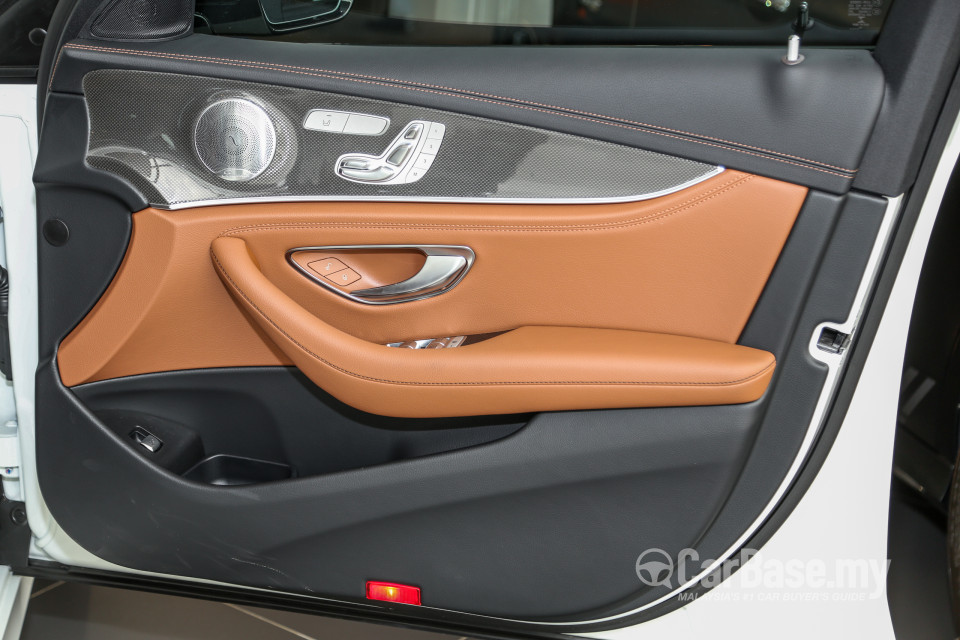 Mercedes-Benz E-Class W213 (2016) Interior