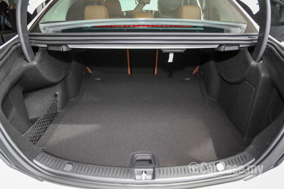 Mercedes-Benz E-Class W213 (2016) Interior
