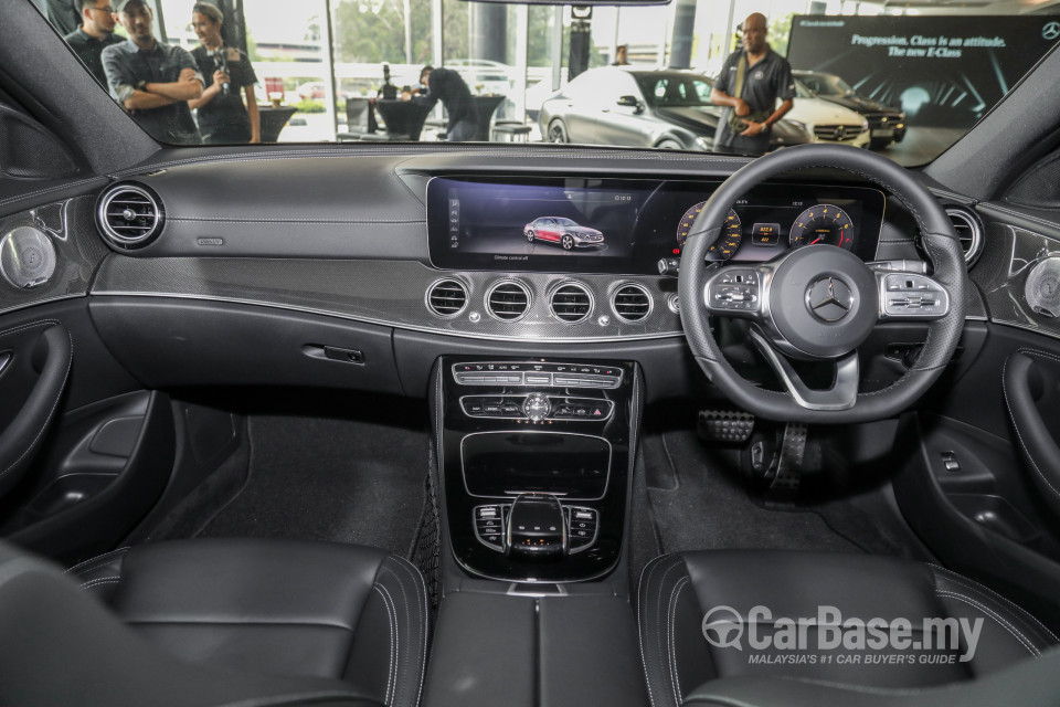 Mercedes-Benz E-Class W213 (2016) Interior