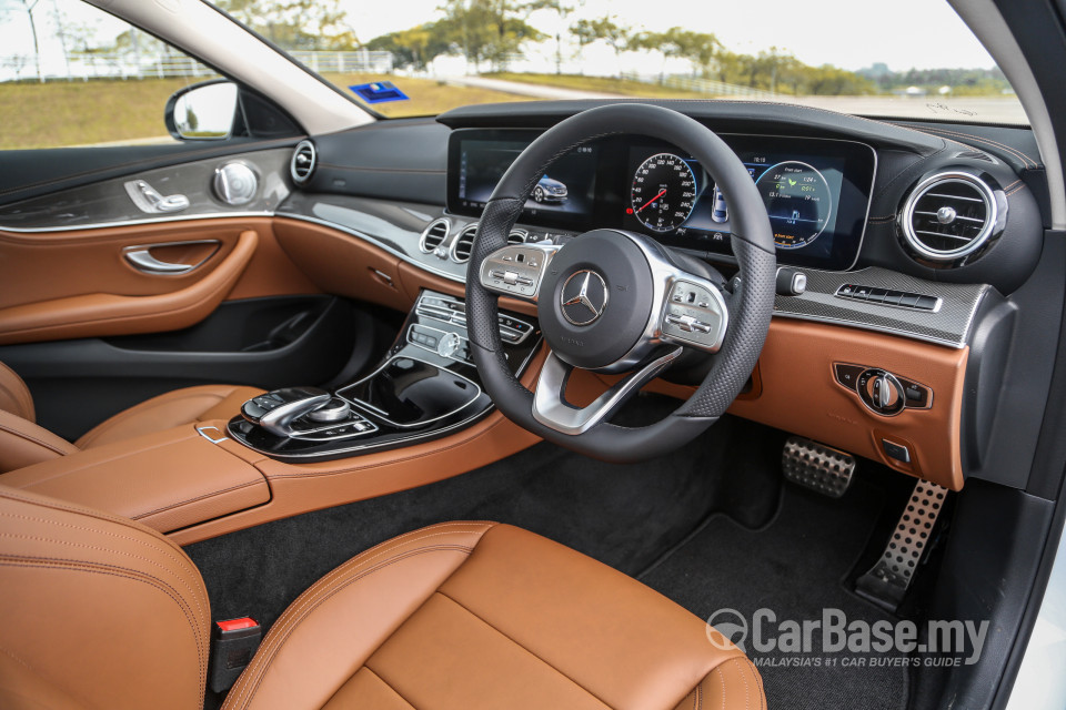 Mercedes-Benz E-Class W213 (2016) Interior