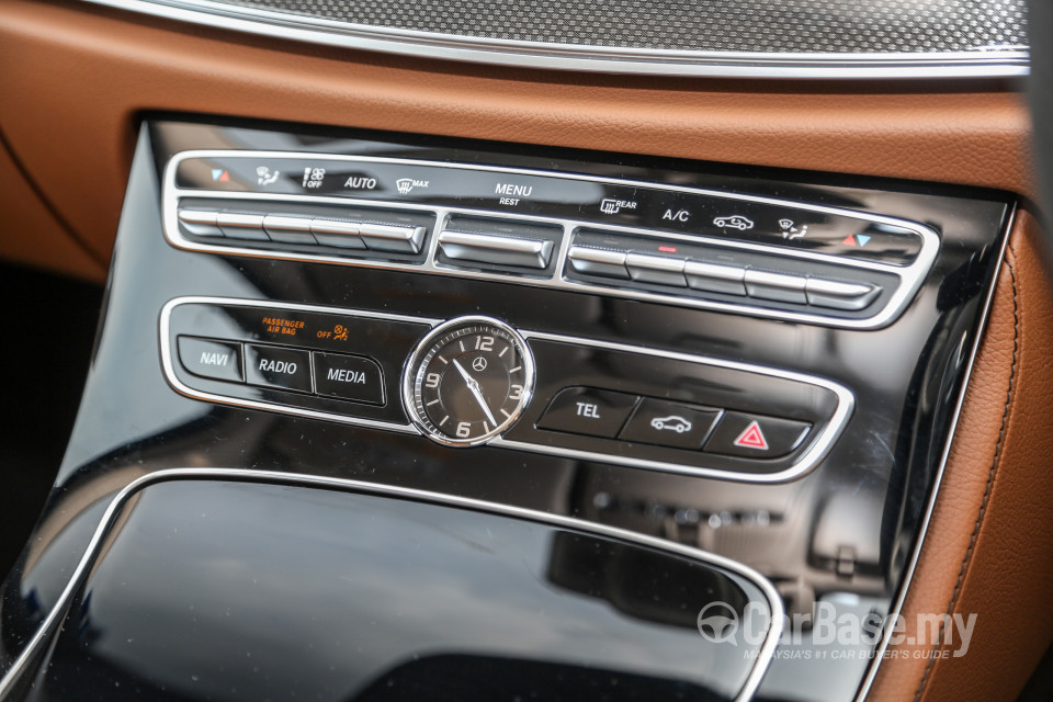 Mercedes-Benz E-Class W213 (2016) Interior