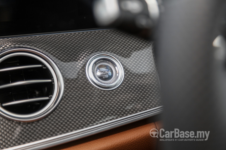 Mercedes-Benz E-Class W213 (2016) Interior