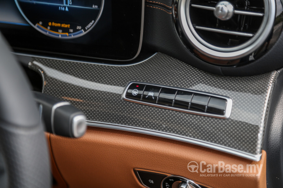 Mercedes-Benz E-Class W213 (2016) Interior