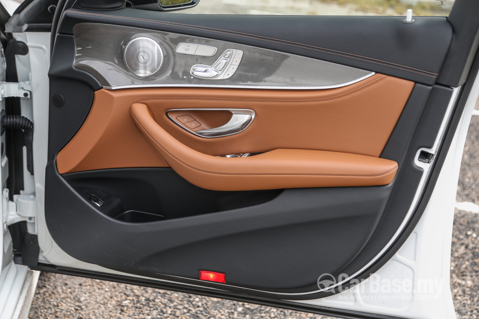 Mercedes-Benz E-Class W213 (2016) Interior