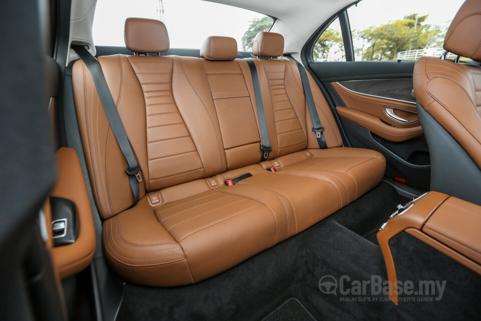 Land Rover Range Rover L405 (2013) Interior