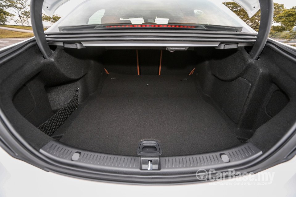 Mercedes-Benz E-Class W213 (2016) Interior