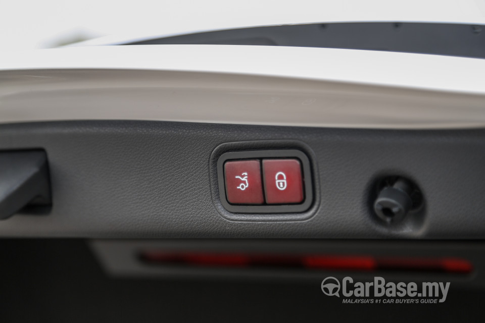 Mercedes-Benz E-Class W213 (2016) Interior
